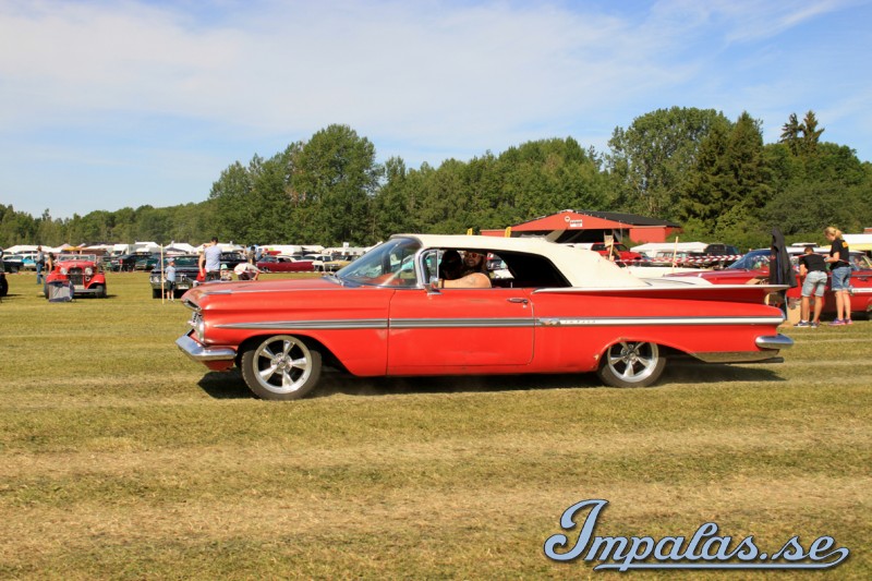 SM-2017 (201) red.jpg