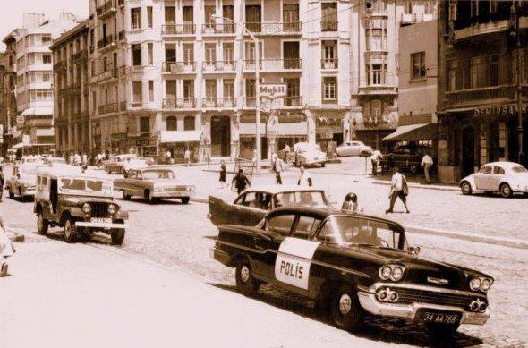19529_453625324691687_1872147982_n.jpg