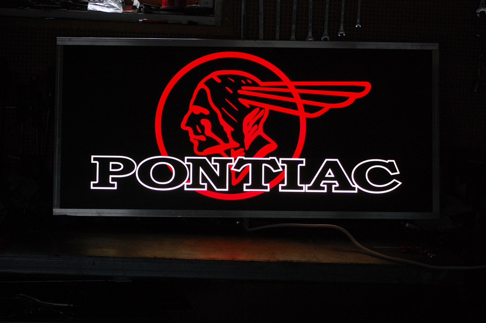 pontiac_natt.jpg